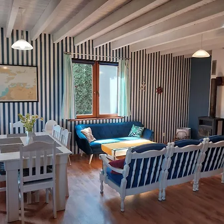 Auf Einer Insel Karsibór