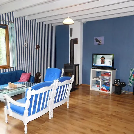 Auf Einer Insel Tatil Evi *